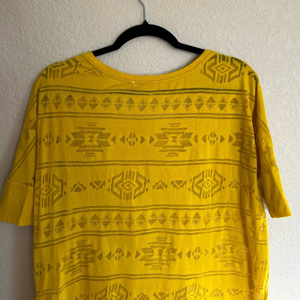 Aztec Print Yellow Tee - Picture 4 of 8